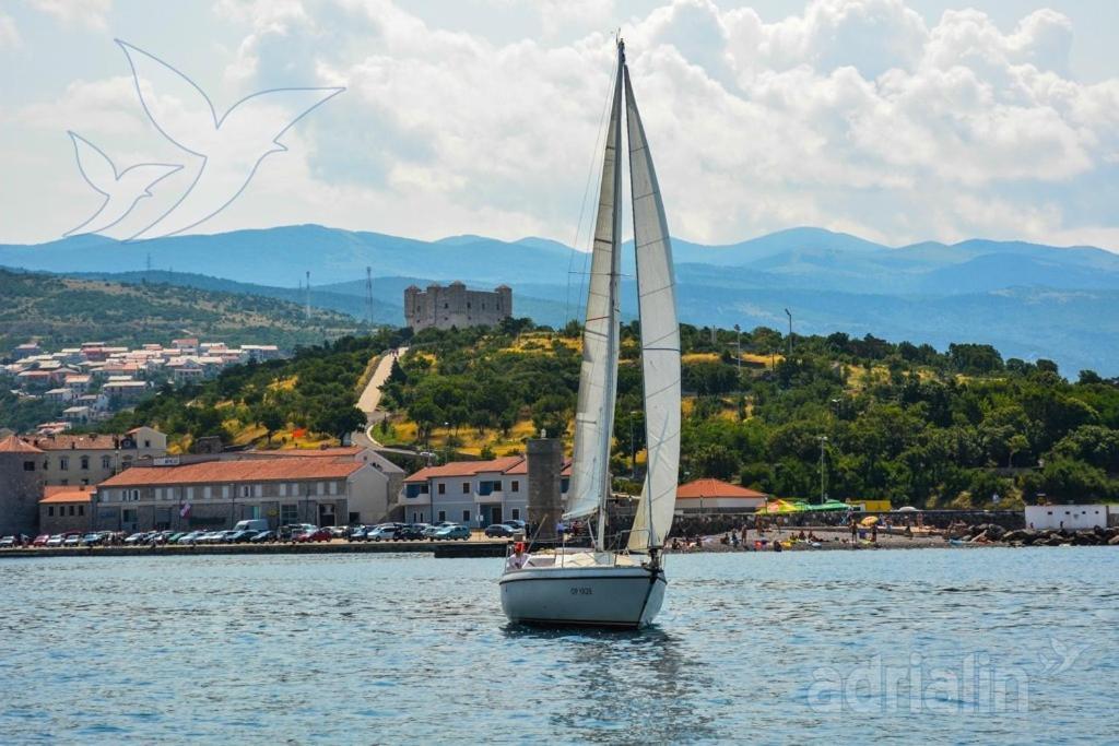 Apartman Lopac Daire Senj  Dış mekan fotoğraf